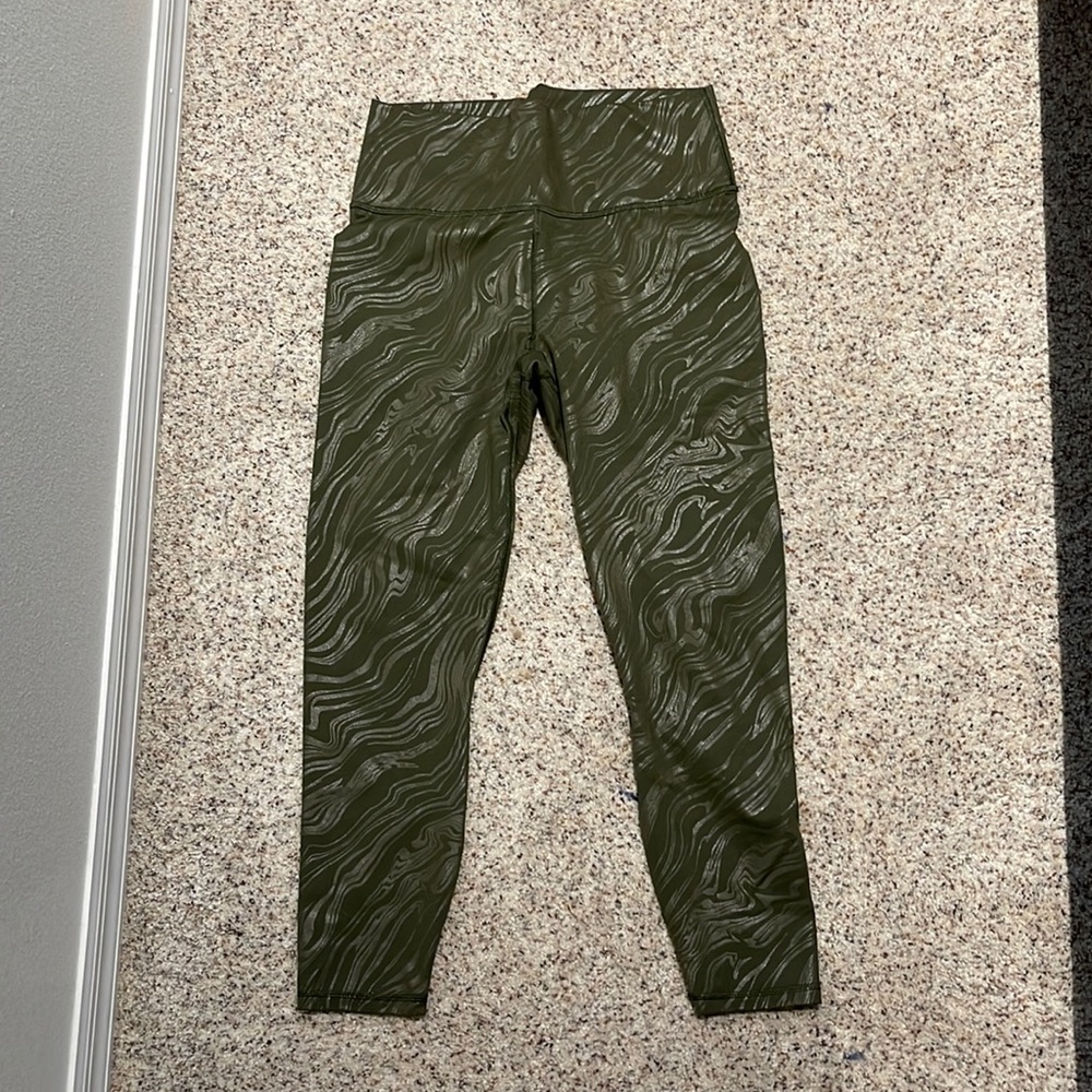 SIZE M FABLETICS POWERHOLD LEGGINGS